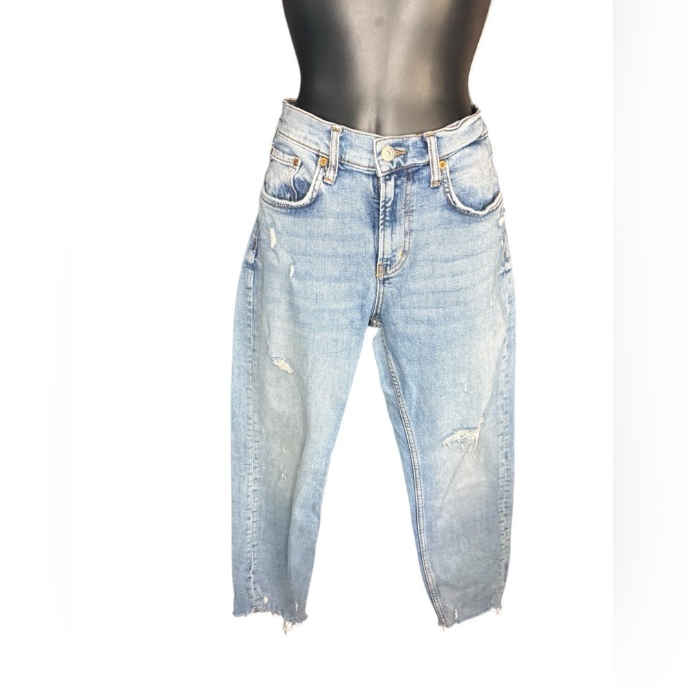 Zara women’s slim boyfriend light wash denim blue jeans sz 8 preloved di… - Picture 1 of 7